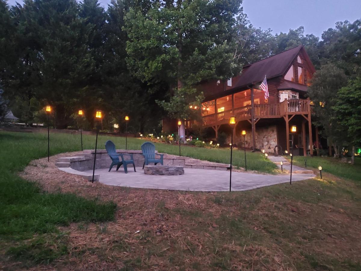 Smoky Mountain Cabin - Hot Tub - Fire Pit เมอร์ฟี ภายนอก รูปภาพ