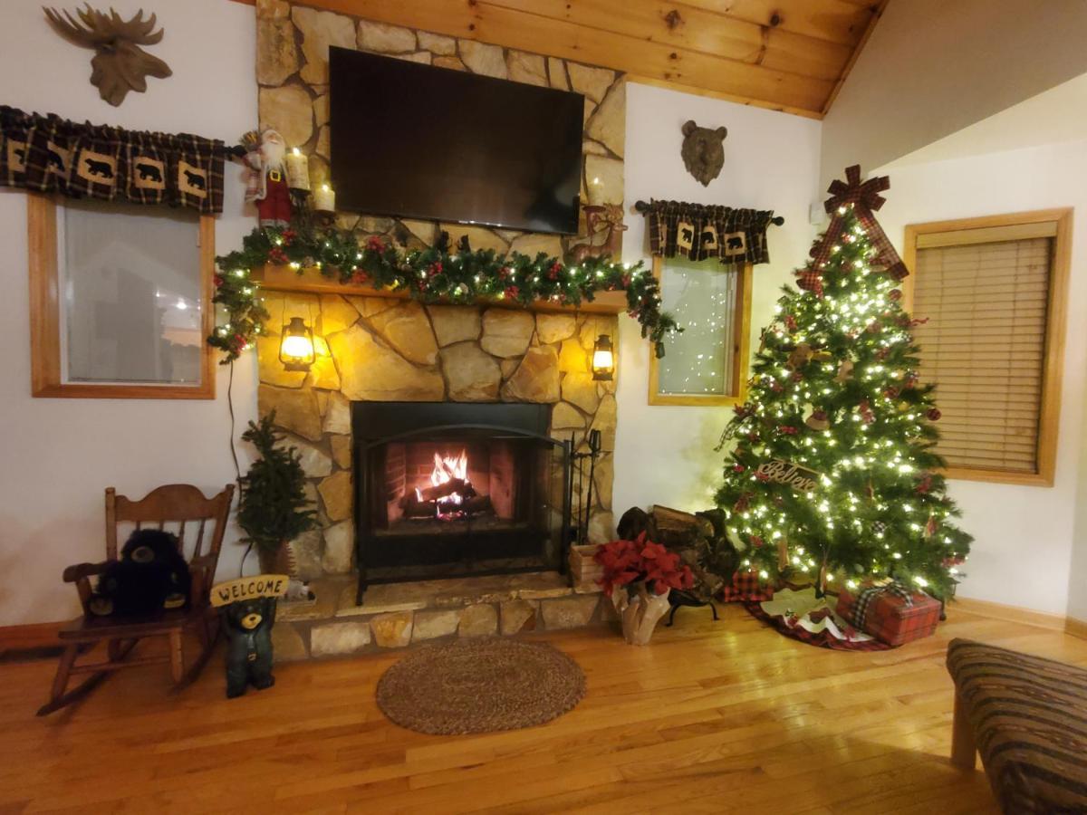 Smoky Mountain Cabin - Hot Tub - Fire Pit เมอร์ฟี ภายนอก รูปภาพ