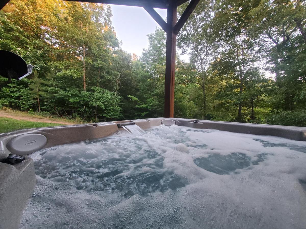 Smoky Mountain Cabin - Hot Tub - Fire Pit เมอร์ฟี ภายนอก รูปภาพ