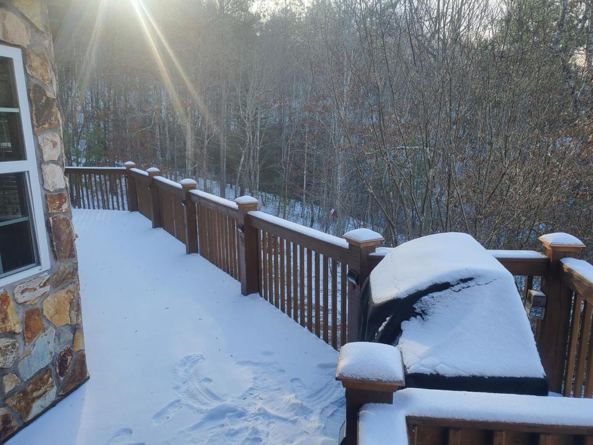 Smoky Mountain Cabin - Hot Tub - Fire Pit เมอร์ฟี ภายนอก รูปภาพ